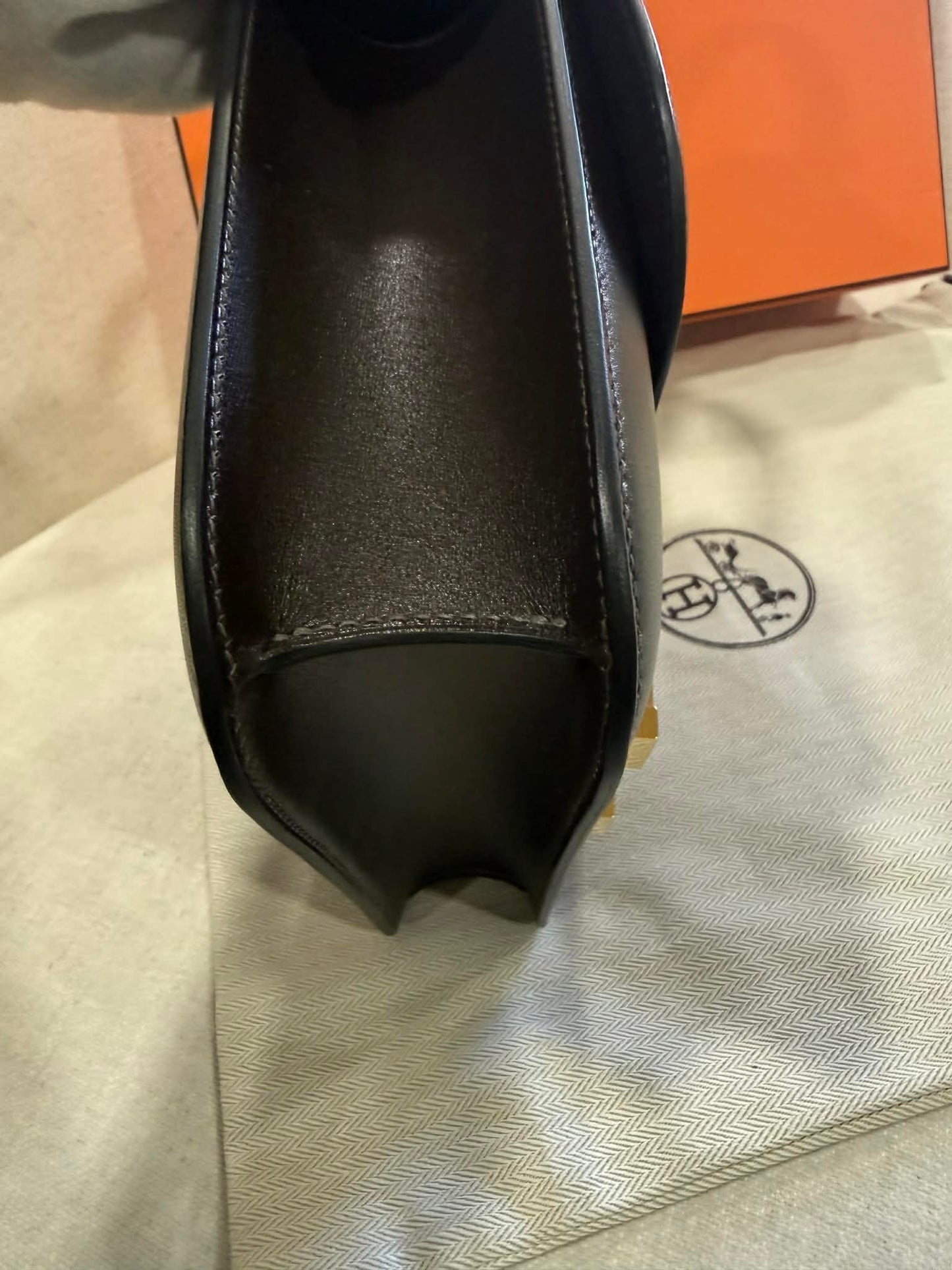Constance 24 Chocolate Box Leather GHW